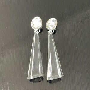 Icicle/Crystal Clip On Earrings